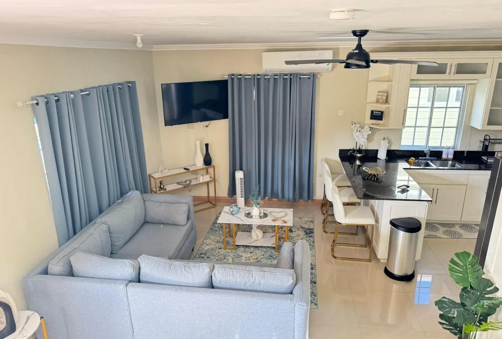 Villa Vista Lancewood Meadows Ocho Rios Jamaica Feriehus